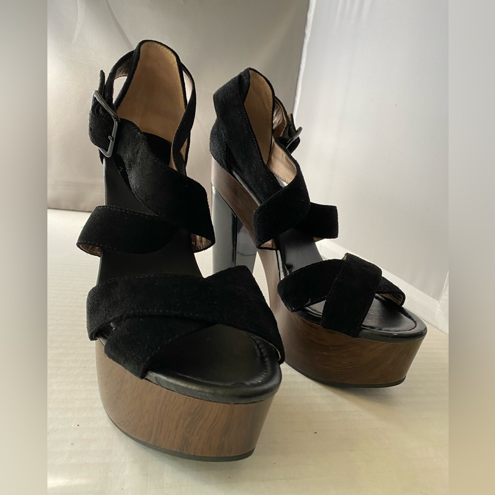 NWOT BCBGeneration Black Suede Chunky Platform Sandals size 8 1/2 - Picture 10 of 16